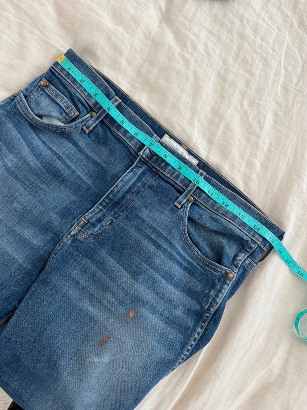 The Great. The Almost Skinny Jeans *Paint Marks* - Picture 10 of 10